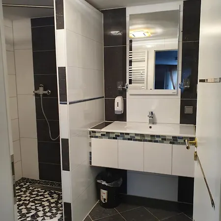 T&K Appartements Bad Homburg vor der Höhe Esterno foto
